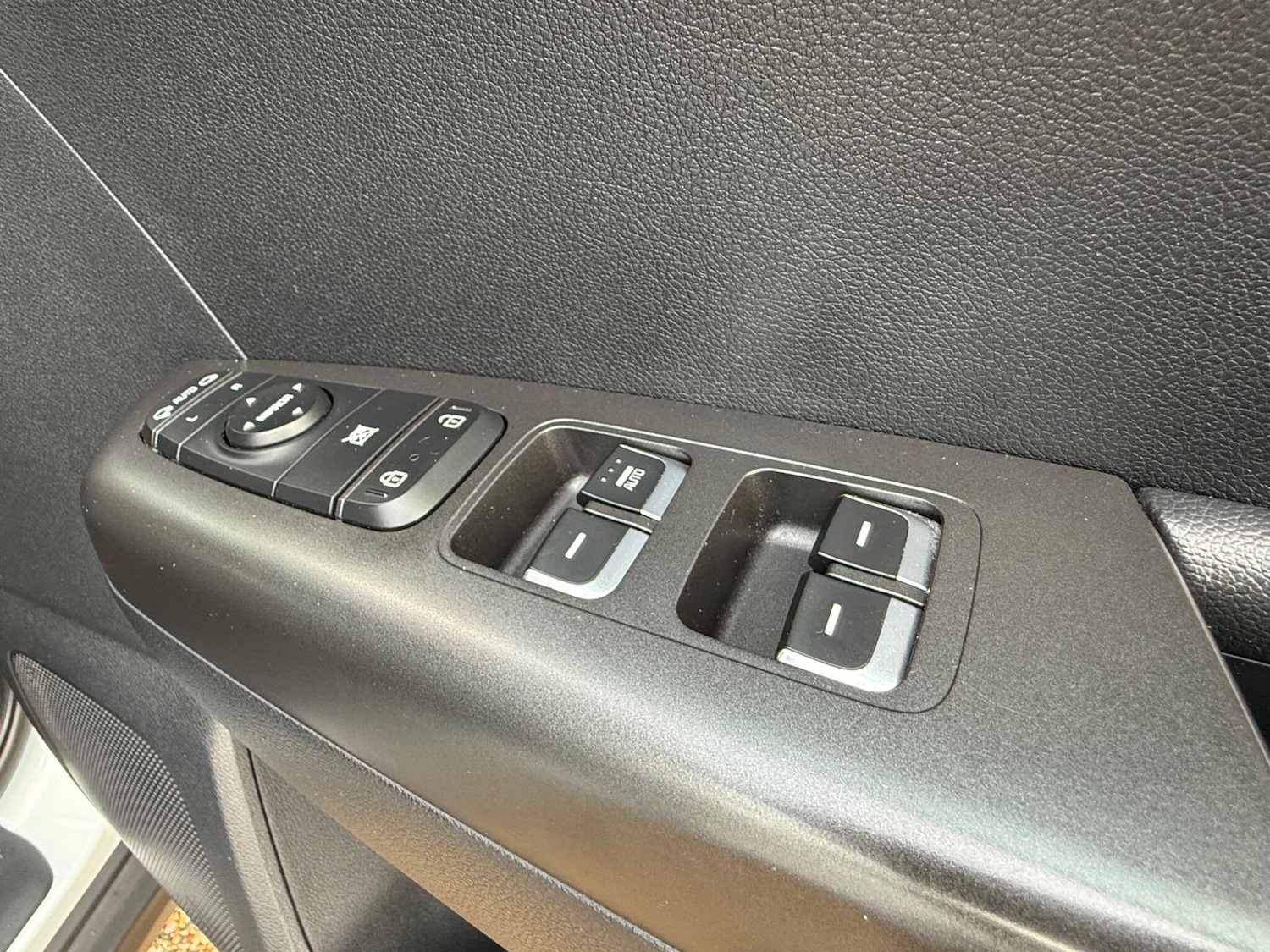 Used Kia Sportage 2018 for sale - 77128662: Photo 24