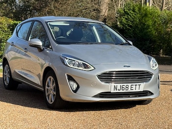 Used Ford Fiesta 2018 for sale - 77676520: Photo