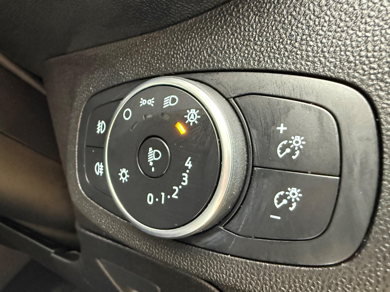 Used Ford Fiesta 2018 for sale - 77676520: Photo 23