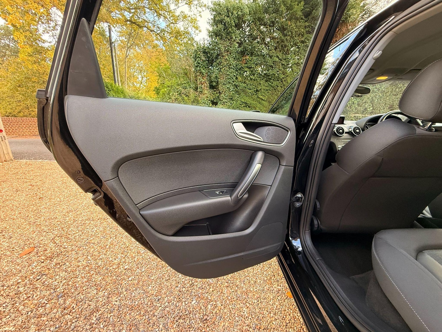 Used Audi A1 2018 for sale - 77128652: Photo 28