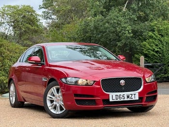Used Jaguar XE 2015 for sale - 79673711: Photo