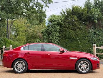 Used Jaguar XE 2015 for sale - 79673711: Photo