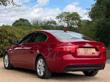 Used Jaguar XE 2015 for sale - 79673711: Photo