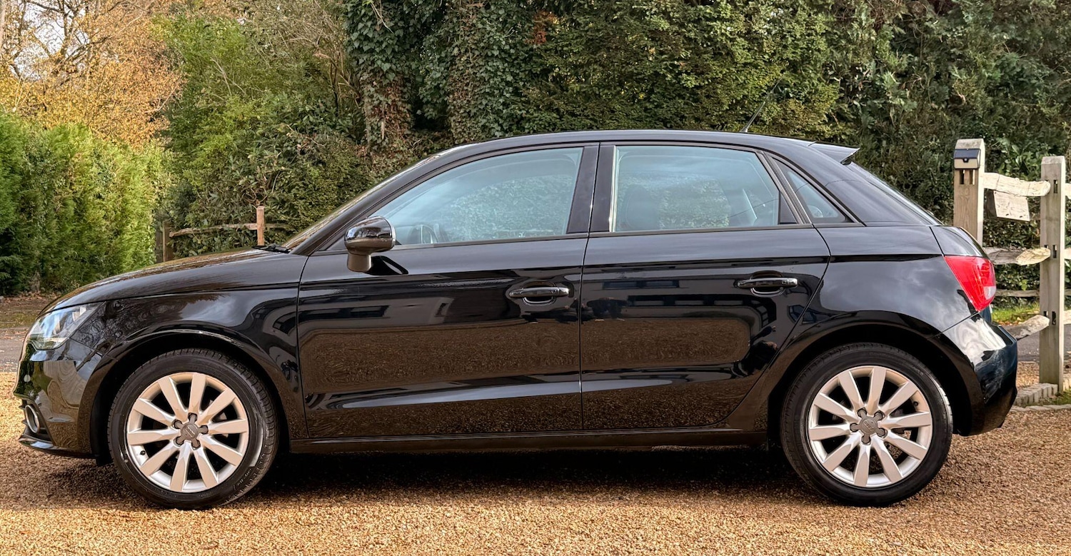 Used Audi A1 2012 for sale - 77128647: Photo 5