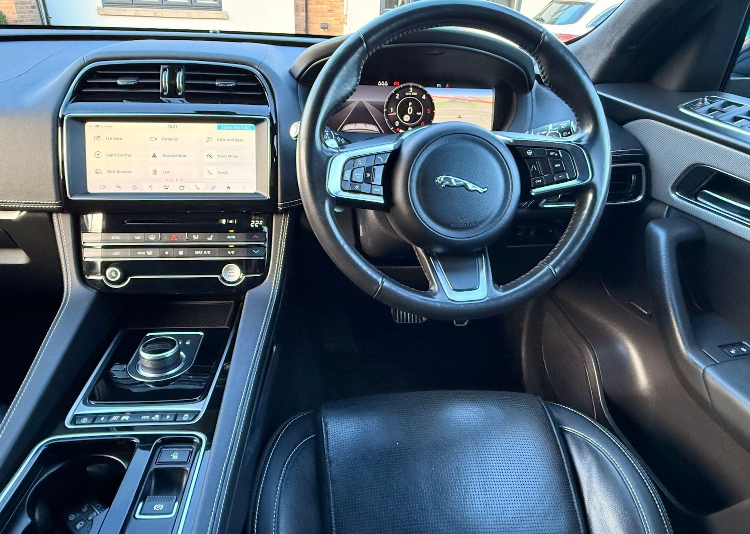 Used Jaguar F-Pace 2019 for sale - 77128649: Photo 12