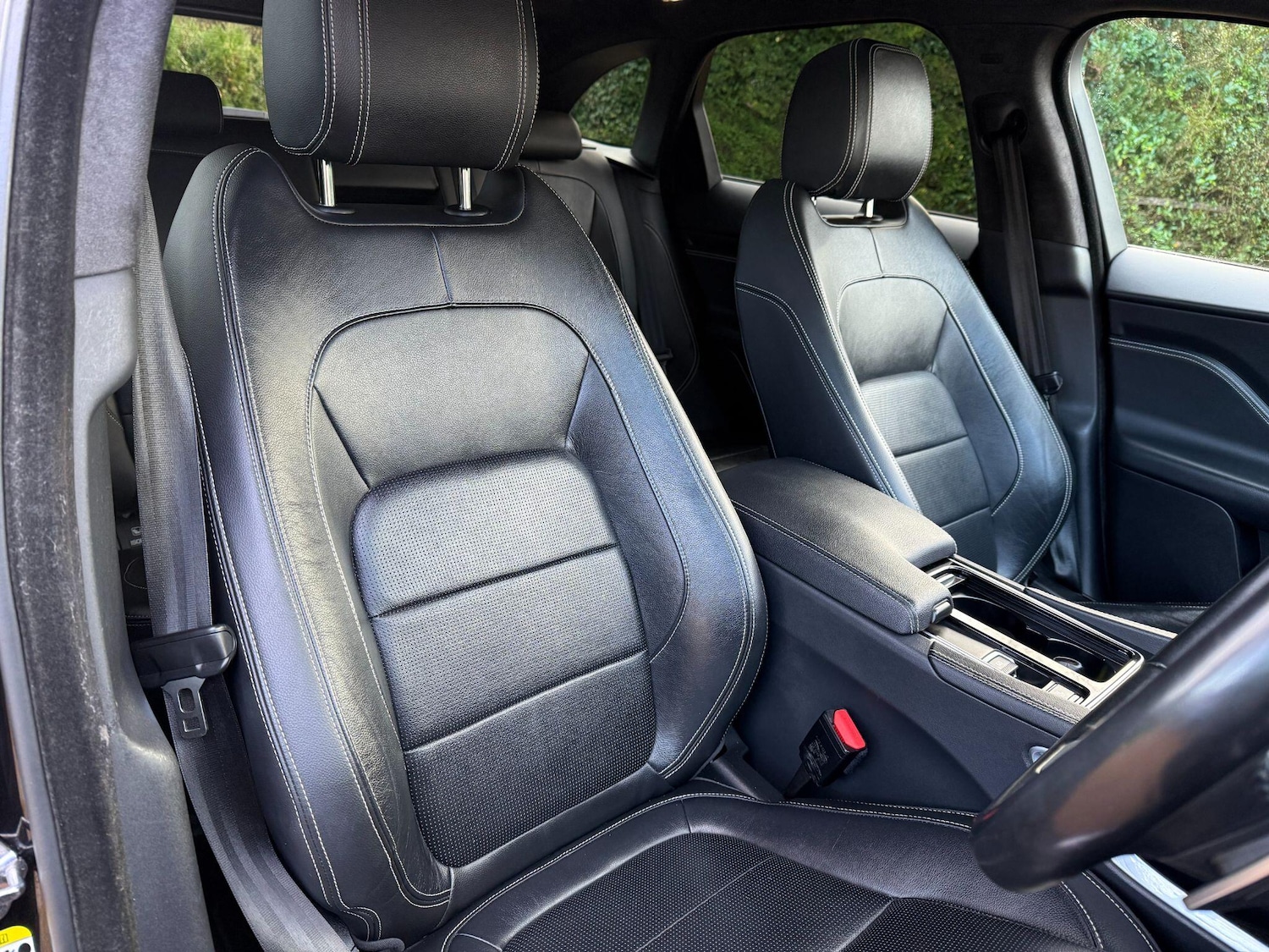 Used Jaguar F-Pace 2019 for sale - 77128649: Photo 18