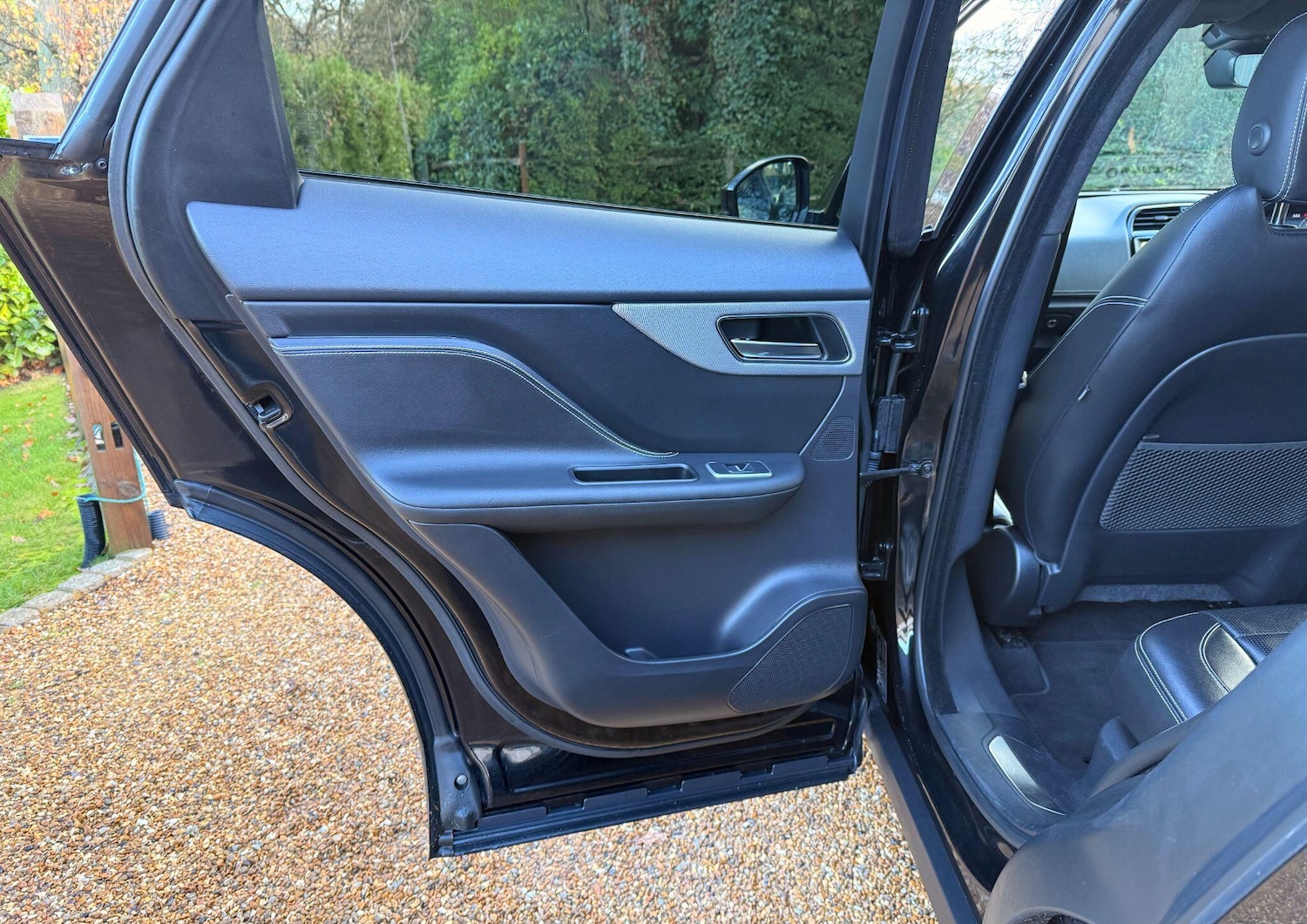 Used Jaguar F-Pace 2019 for sale - 77128649: Photo 28