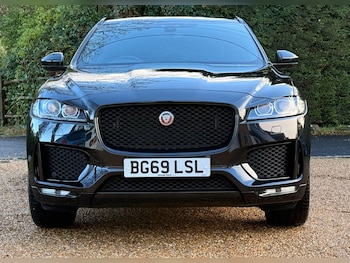 Used Jaguar F-Pace 2019 for sale - 77128649: Photo