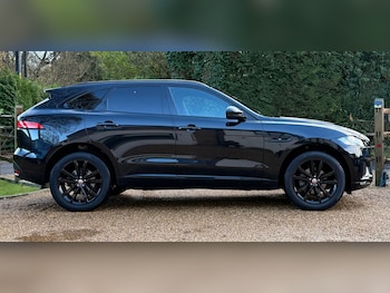 Used Jaguar F-Pace 2019 for sale - 77128649: Photo