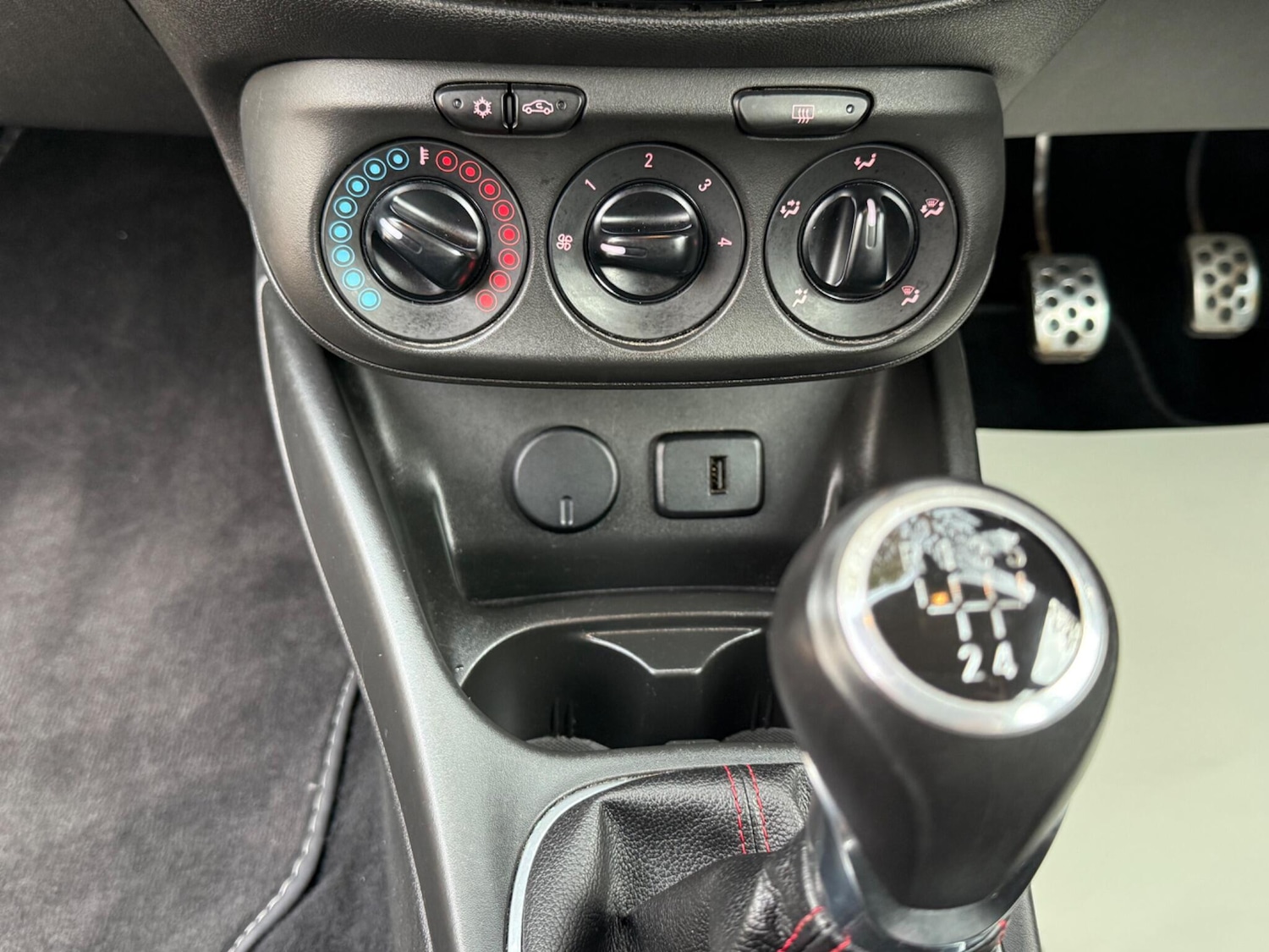 Used Vauxhall Corsa 2016 for sale - 77128639: Photo 24