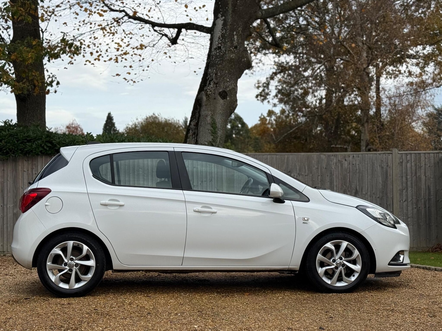 Used Vauxhall Corsa 2016 for sale - 77128639: Photo 3