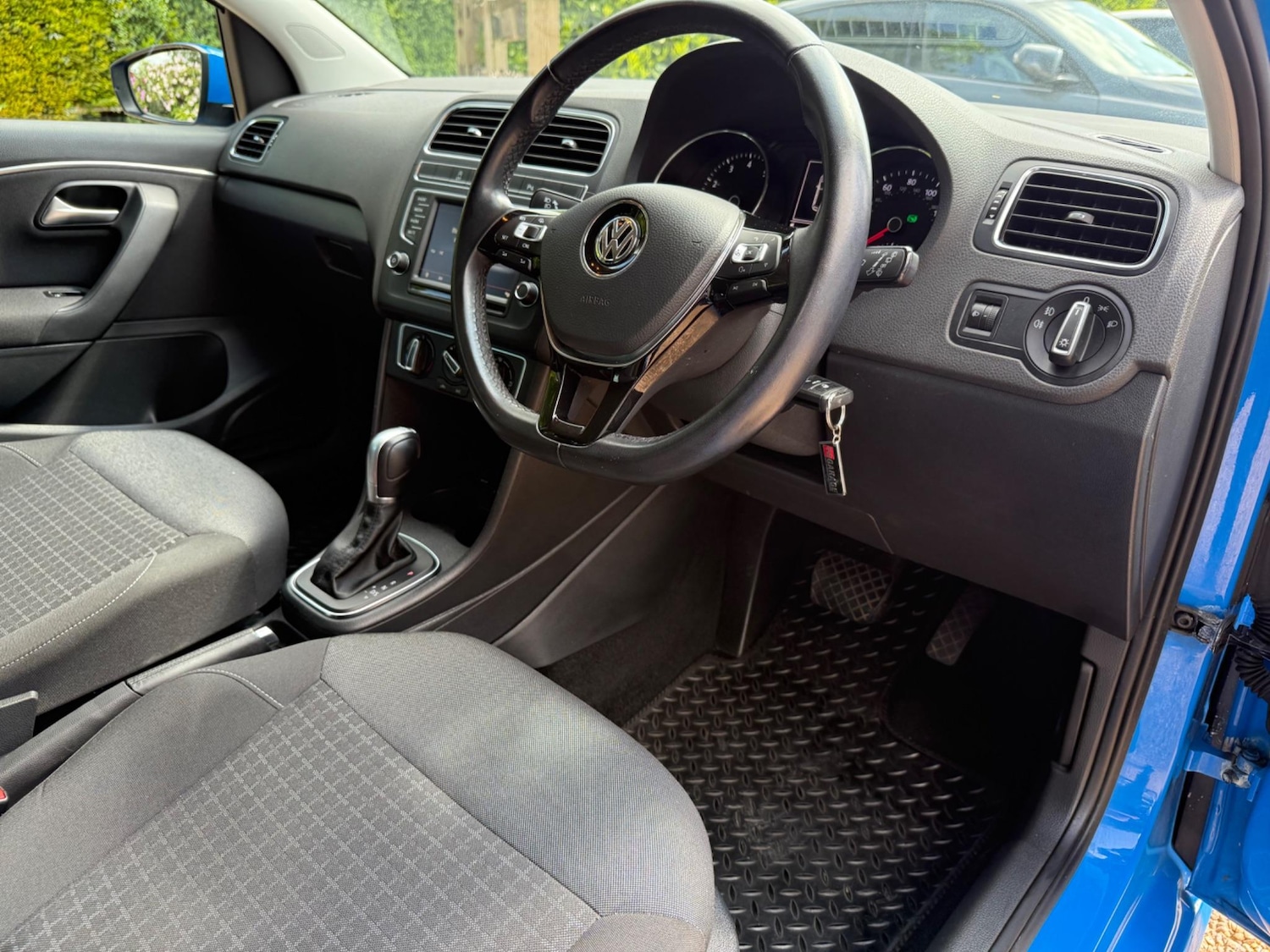 Used Volkswagen Polo 2016 for sale - 77128689: Photo 34