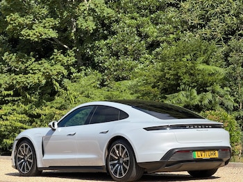 Used Porsche Taycan 2021 for sale - 79338609: Photo