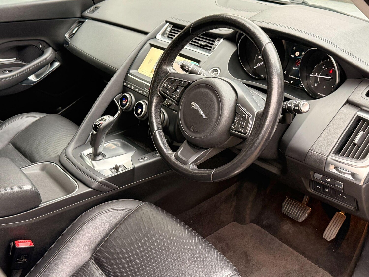 Used Jaguar E-Pace 2019 for sale - 77546136: Photo 43