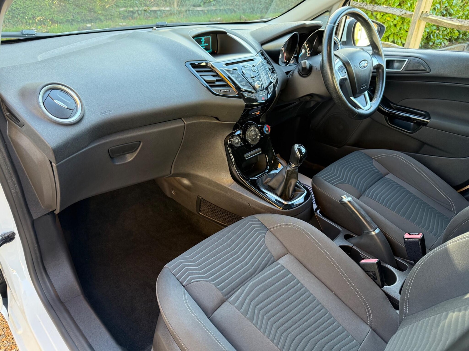 Used Ford Fiesta 2015 for sale - 77128653: Photo 14