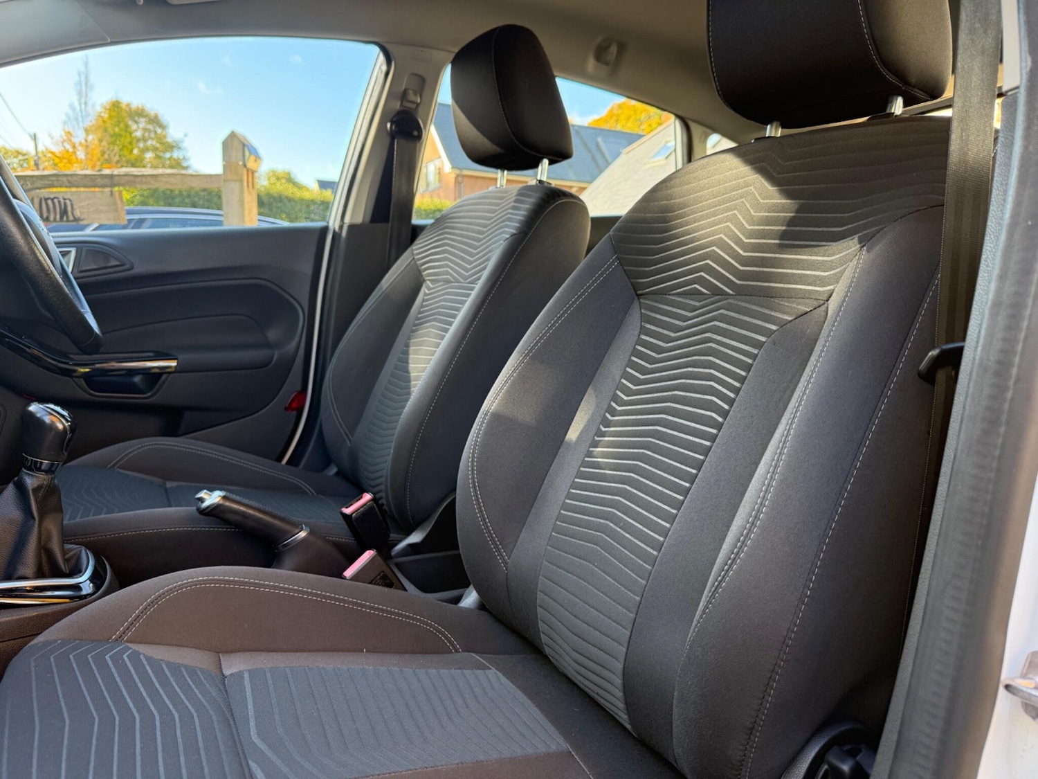 Used Ford Fiesta 2015 for sale - 77128653: Photo 17