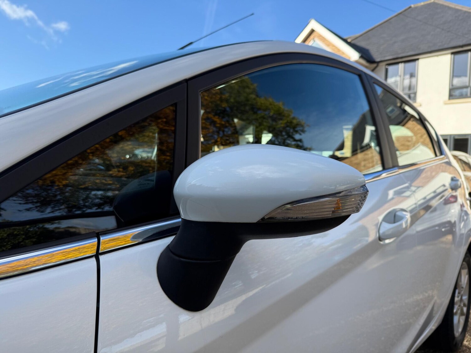 Used Ford Fiesta 2015 for sale - 77128653: Photo 24