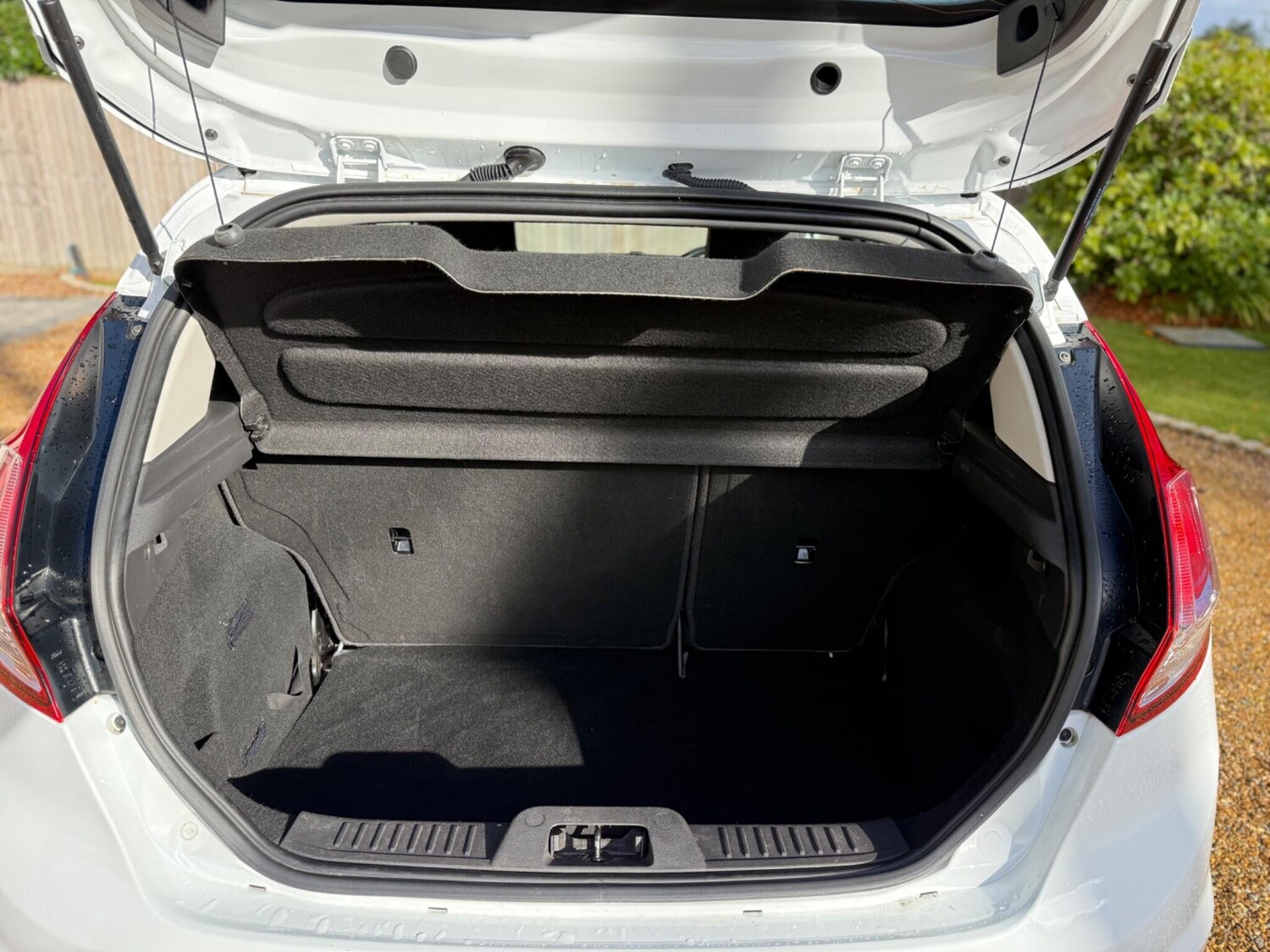 Used Ford Fiesta 2015 for sale - 77128653: Photo 30