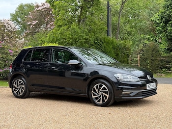 Used Volkswagen Golf 2019 for sale - 79338612: Photo