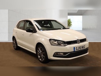 Used Volkswagen Polo 2015 for sale - 78502253: Photo