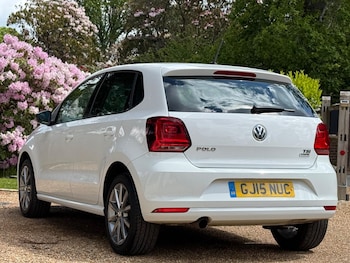 Used Volkswagen Polo 2015 for sale - 78502253: Photo