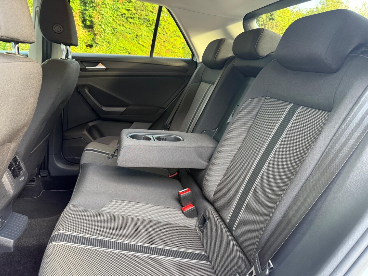 Used Volkswagen T-Roc 2018 for sale - 77128680: Photo 21