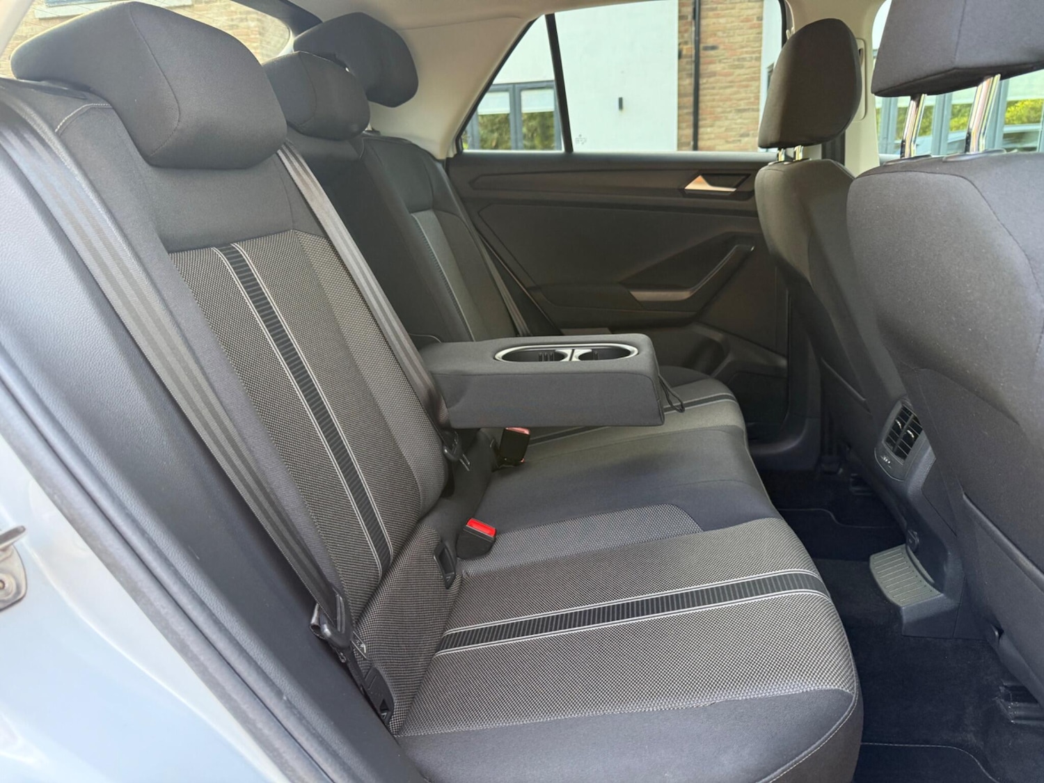 Used Volkswagen T-Roc 2018 for sale - 77128680: Photo 22