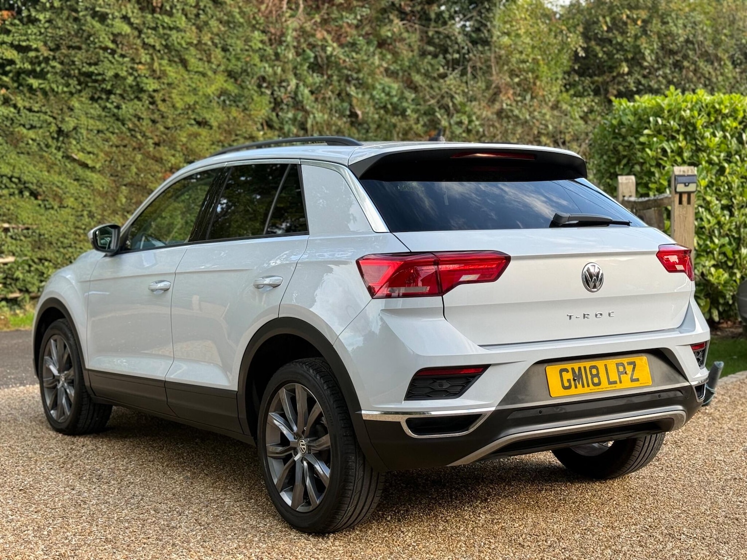 Used Volkswagen T-Roc 2018 for sale - 77128680: Photo 8