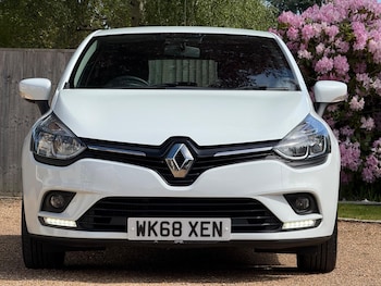 Used Renault Clio 2018 for sale - 79338608: Photo