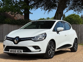 Used Renault Clio 2018 for sale - 79338608: Photo