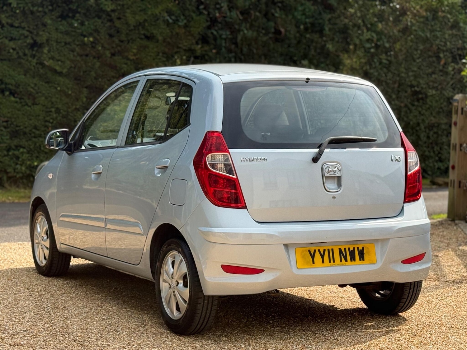 Used Hyundai i10 2011 for sale - 77128630: Photo 8