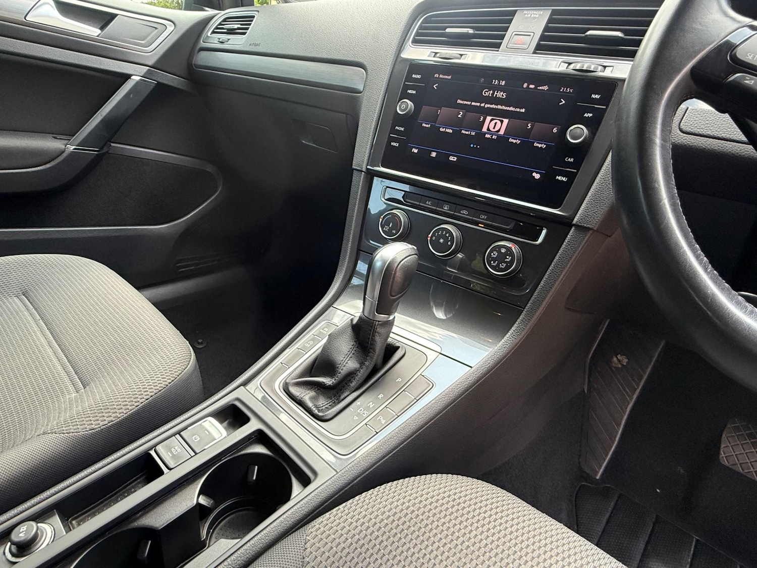 Used Volkswagen Golf 2017 for sale - 77128696: Photo 11