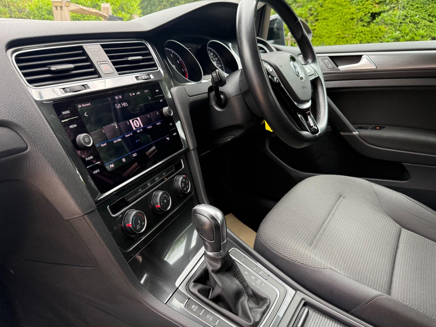 Used Volkswagen Golf 2017 for sale - 77128696: Photo 15