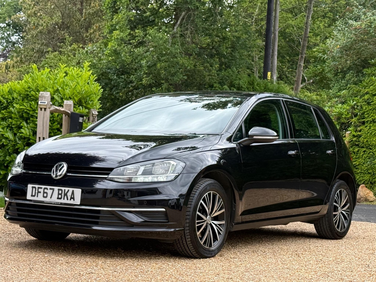 Used Volkswagen Golf 2017 for sale - 77128696: Photo 4