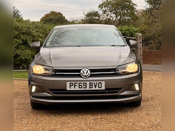 Used Volkswagen Polo 2019 for sale - 77128642: Photo
