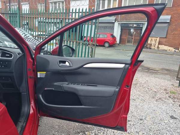 Used Citroen C4 2013 for sale - 76227907: Photo 27