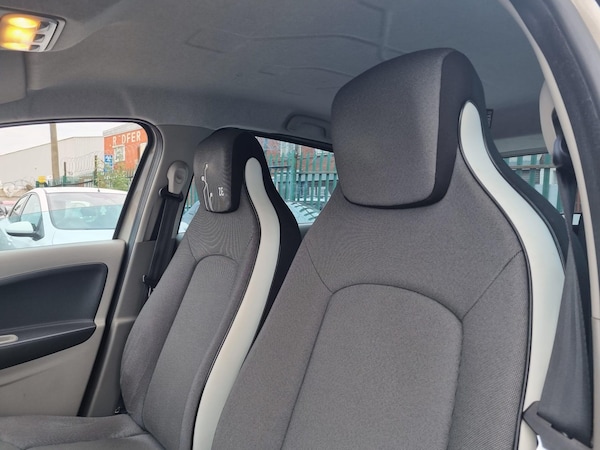 Used Renault Zoe for sale - 76151412: Photo 26
