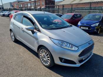 (64) - 1.0T EcoBoost Titanium Euro 5 (s/s) 5dr