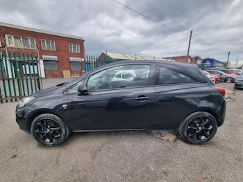 Vauxhall - Corsa