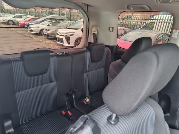 Used Toyota Voxy 2025 for sale - 76175639: Photo 22
