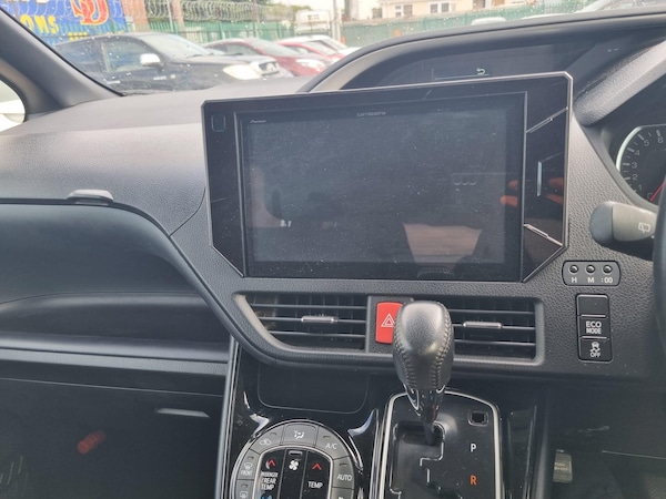 Used Toyota Voxy 2025 for sale - 76175639: Photo 53