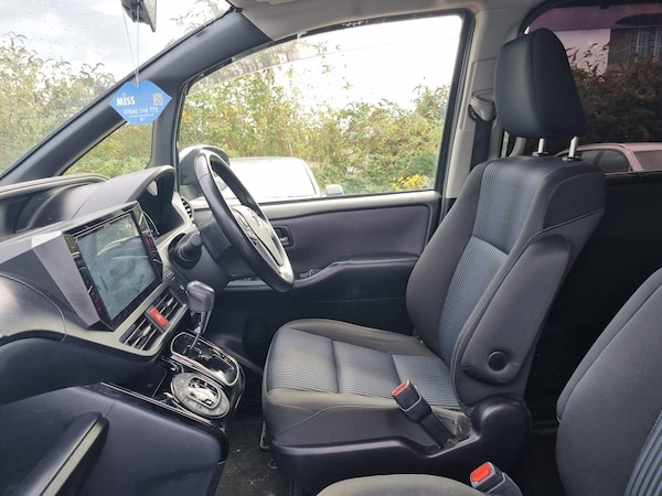 Used Toyota Voxy 2025 for sale - 76175639: Photo 58