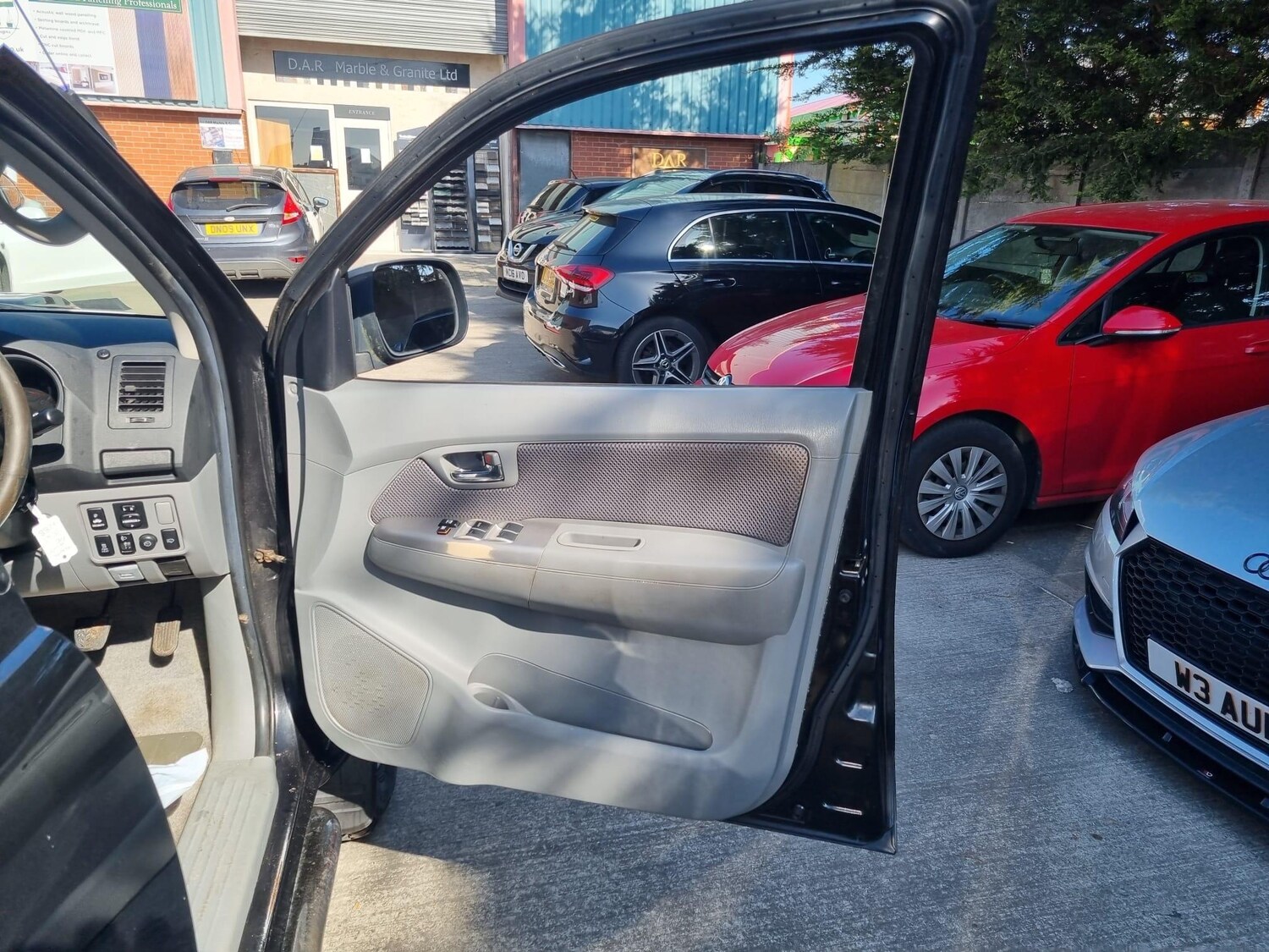 Vehicle 28