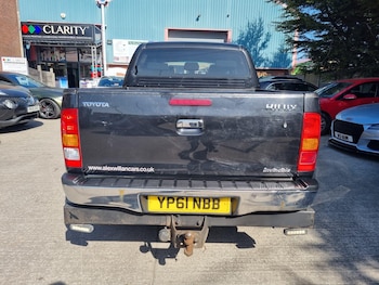 Used Toyota Hilux 2011 for sale - 75364432: Photo