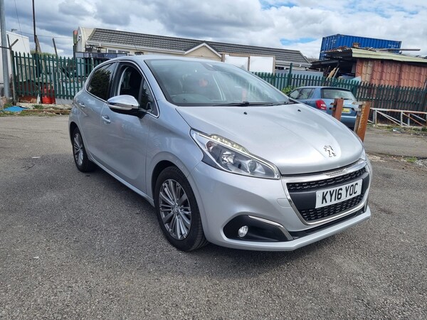 Used Peugeot 208 2016 for sale - 75351537: Photo 2