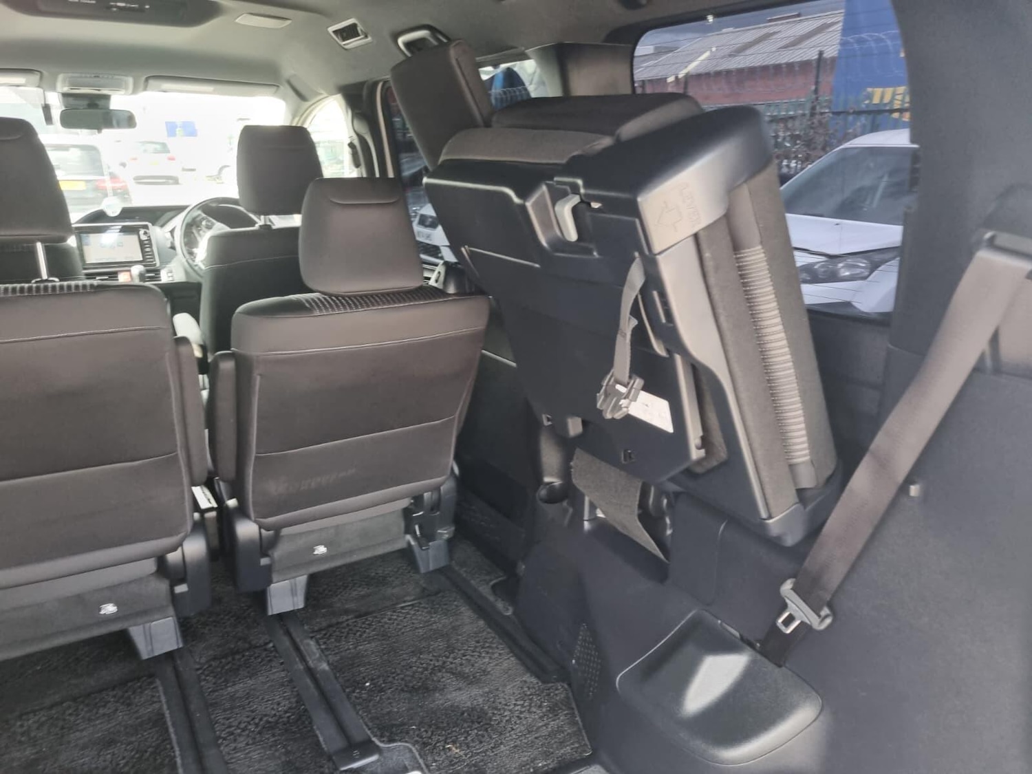 Vehicle 33