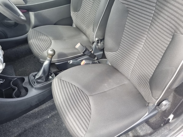 Used Peugeot 107 2014 for sale - 75532368: Photo 25