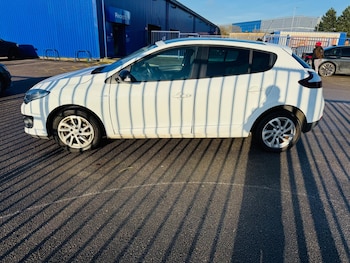 Used Renault Megane 2015 for sale - 75350536: Photo
