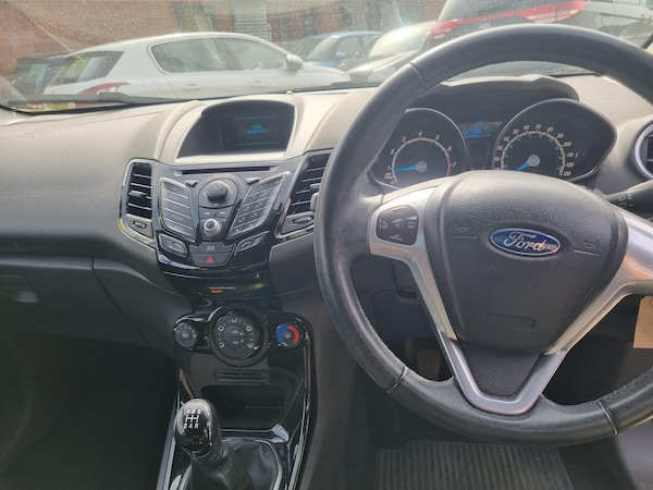 Used Ford Fiesta 2013 for sale - 75350908: Photo 10