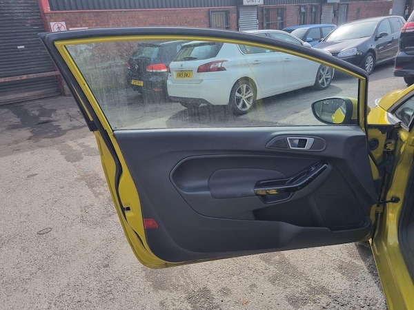 Used Ford Fiesta 2013 for sale - 75350908: Photo 20